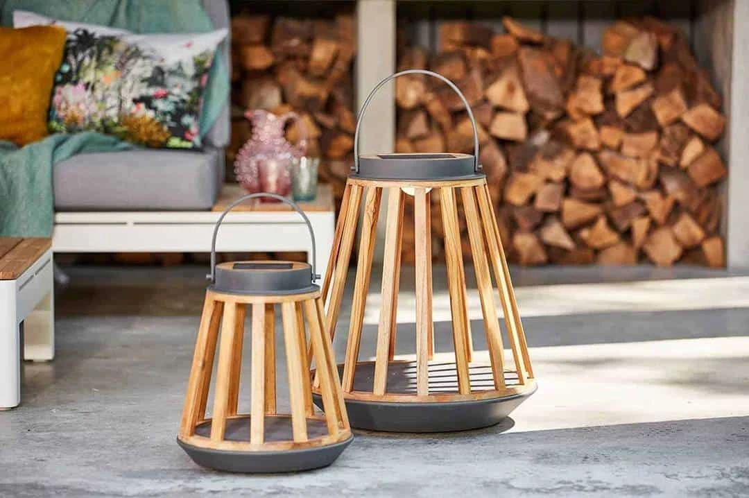 Lampa solarna Mrs. Solar Kate teak antracyt M