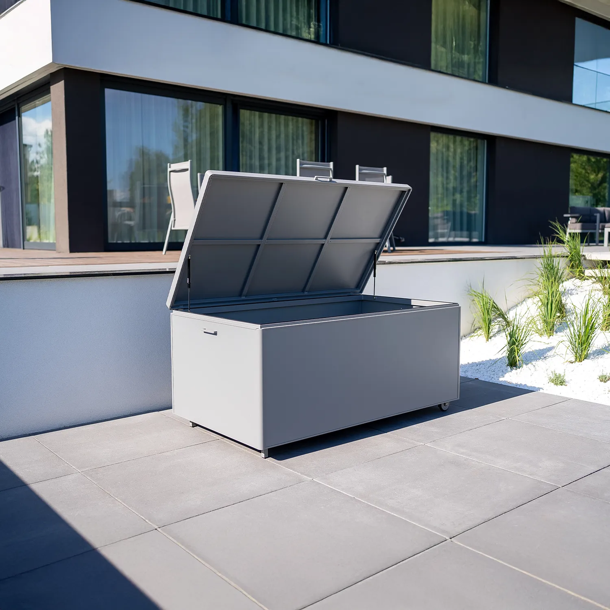 Skrzynia na poduszki CONTENITORE 160cm szara 954L