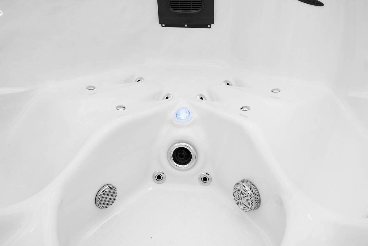 Wanna z hydromasażem RELAX