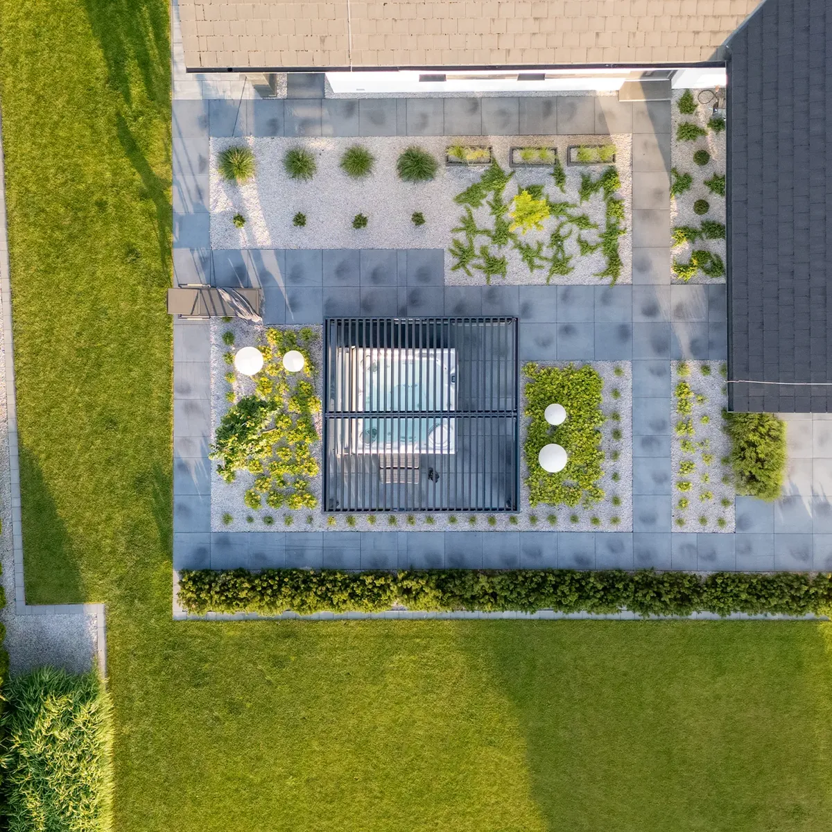 Elektryczna pergola tarasowa PRIME z oświetleniem LED 4x4m