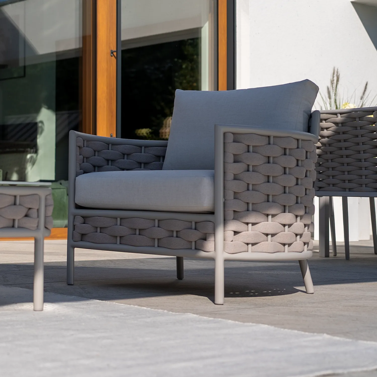 Fotel ogrodowy na balkon LOOP