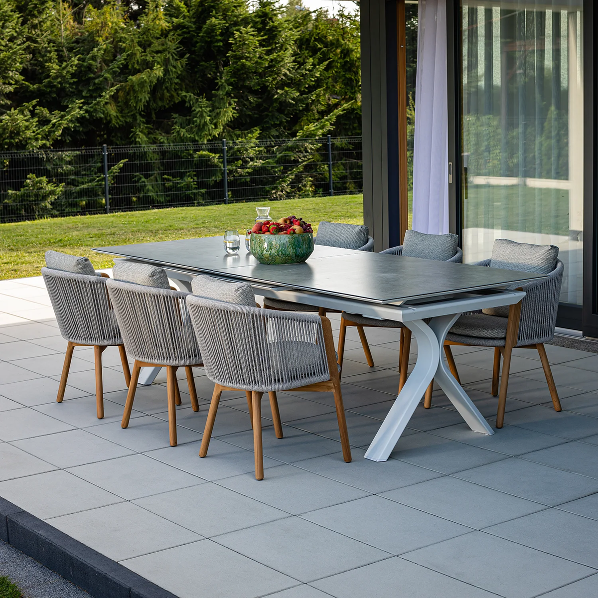 Stół ogrodowy TORO 260 - 360 cm biały