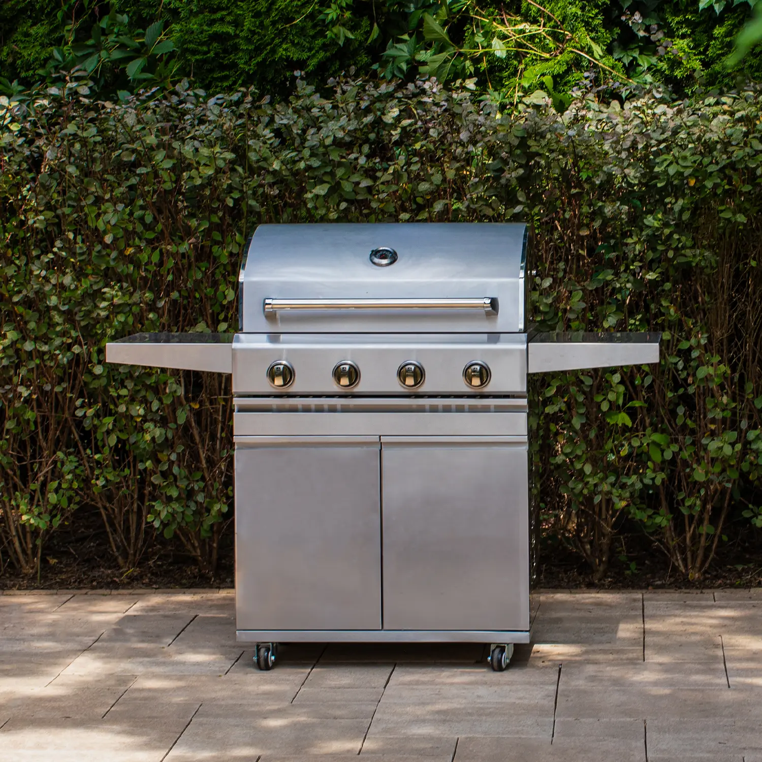 Grill ogrodowy gazowy