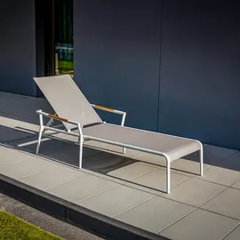 Leżak ogrodowy PETRA biały