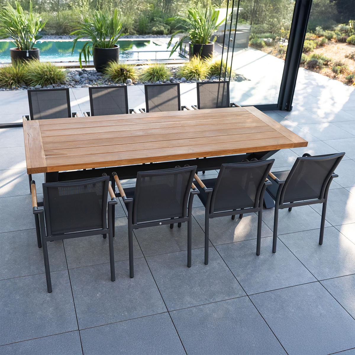 Stół ogrodowy BILBAO + 8 SOLLER antracyt 1852 OUTLET