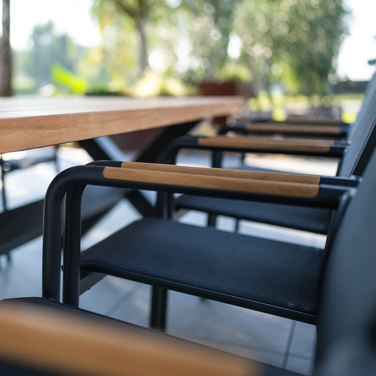 Stół ogrodowy BILBAO + 8 SOLLER antracyt 1852 OUTLET