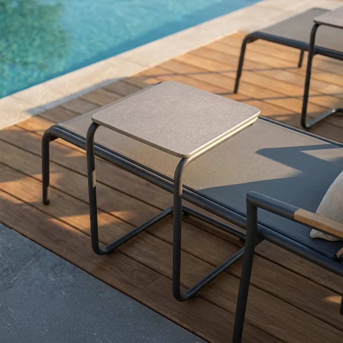 Stolik ogrodowy BREEZE antracyt