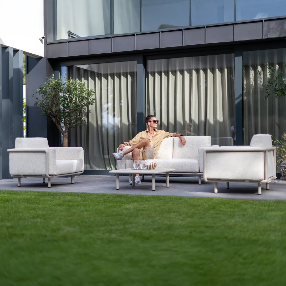 Zestaw mebli ogrodowych AURA Mokka OUTLET