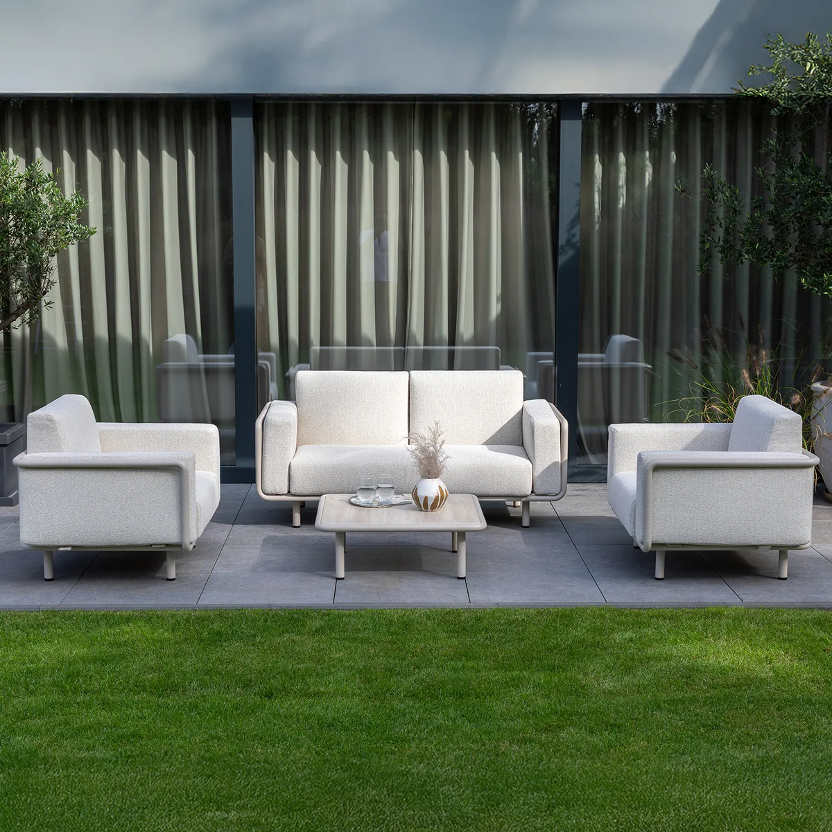 Zestaw mebli ogrodowych AURA Mokka OUTLET