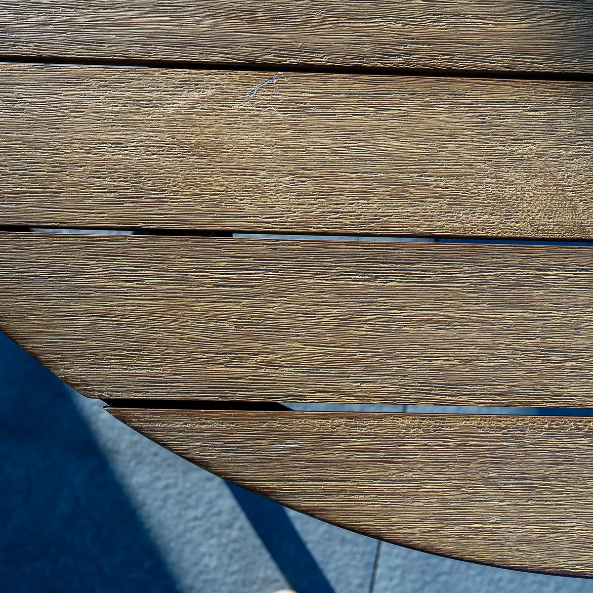 Zestaw ogrodowy SIMI ⌀120cm eukaliptus + 4x krzesło ELA III 1892 OUTLET