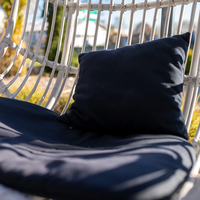 Fotel wiszący do ogrodu NICE biały przecierany 1885 OUTLET