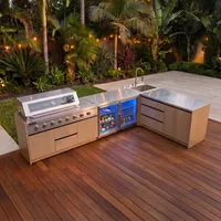 Kuchnia BBQ TEIDE 6-elementowa z podwójną lodówką, zlewozmywakiem, elementem narożnym, szafką z szufladami i szafką podwójną jasne drewno
