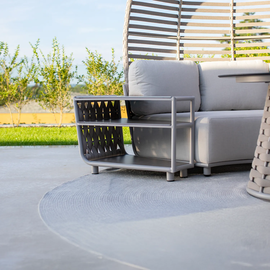 Stolik boczny HUG szarobeżowy