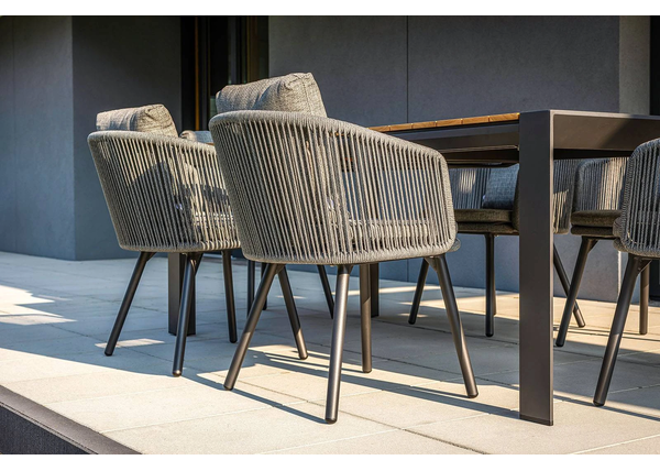 Outdoor kitchen – jak urządzić nowoczesną kuchnię na świeżym powietrzu?