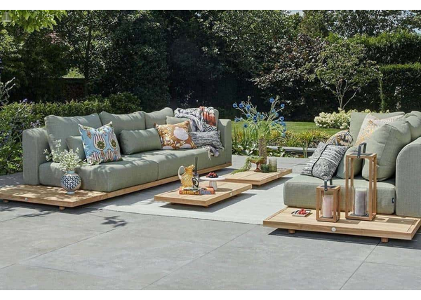 Dywan na taras –  praktyczne i modne wyposażenie