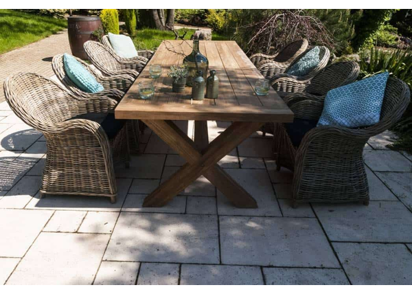 Eleganckie meble ogrodowe