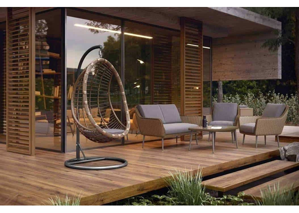 Fotel bujany na taras – oderwij się od rzeczywistości!