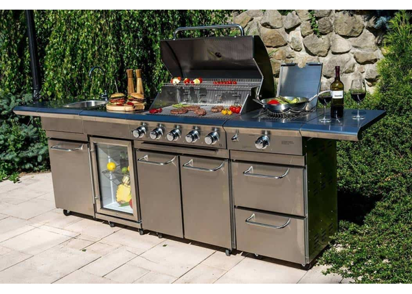 Wielkie starcie: grill gazowy czy węglowy?