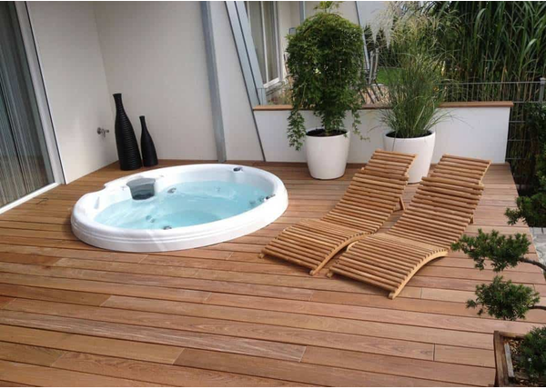 Jacuzzi ogrodowe – stwórz swoje własne SPA