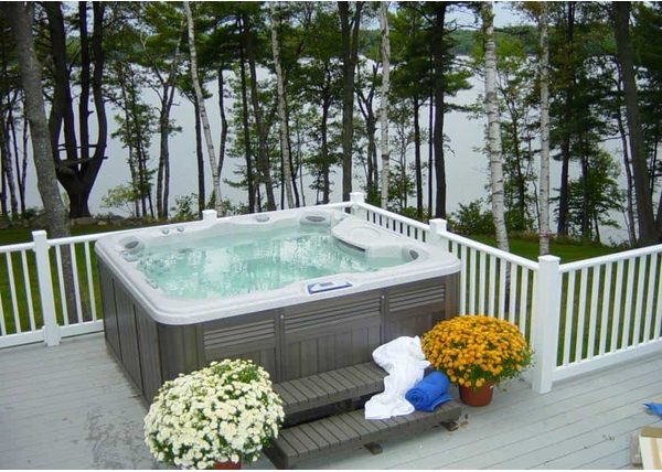 Jacuzzi ogrodowe całoroczne – stwórz swoje prywatne SPA