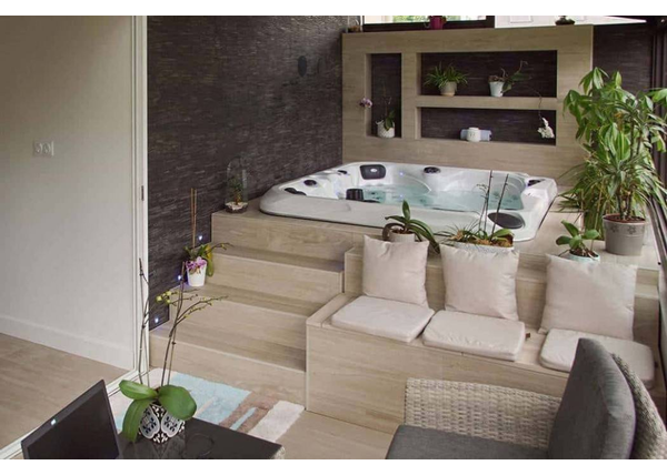 Jacuzzi ogrodowe całoroczne - Twoje prywatne miejsce relaksu w zasięgu ręki