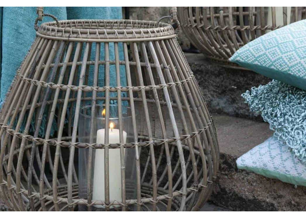 Lampa na balkon – wybieramy najlepsze modele