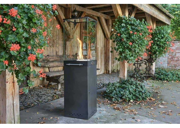 Lampy grzewcze na taras – ogród funkcjonalny w każdą pogodę