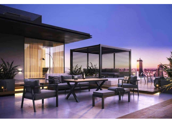 Meble na duży taras – znajdź komplet do swojego ogrodu