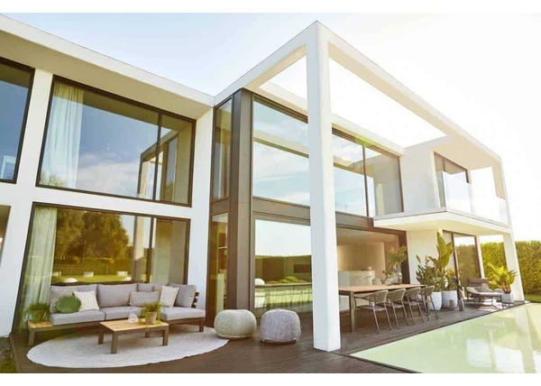 Narożnik do ogrodu – eleganckie meble dla większego komfortu