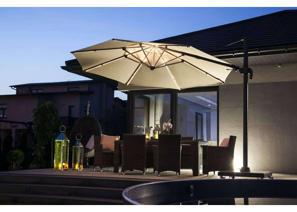 Pokrowiec na parasol ogrodowy