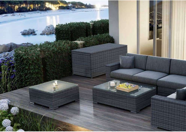 Skrzynia na taras – funkcjonalny dodatek mile widziany w każdym ogrodzie