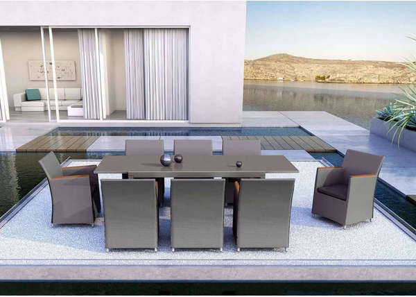 Stół w Ogrodzie - Serce Przestrzeni Zewnętrznej