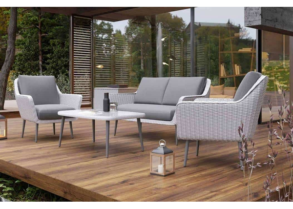 Zestaw z technorattanu – powiew wiosny w ogrodzie