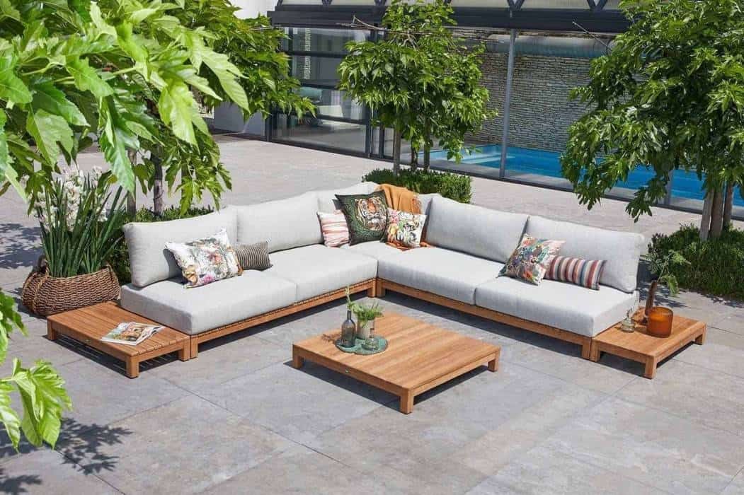 Rogówka tarasowa – wygodne i stylowe wyposażenie do ogrodu