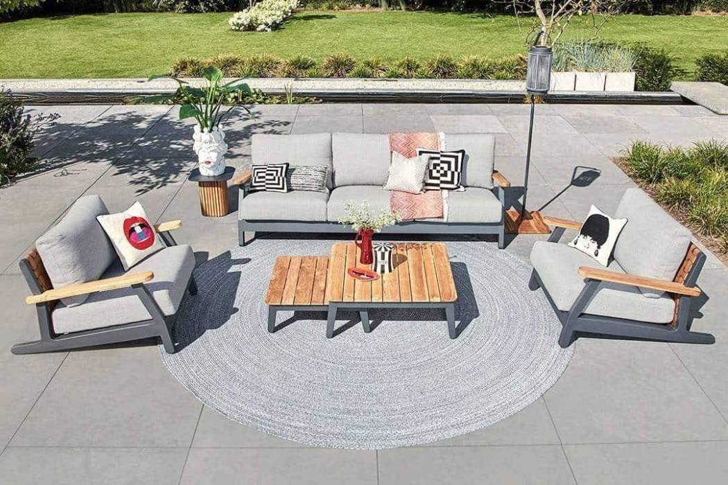 Okrągły dywan zewnętrzny – dekoracja na taras i balkon