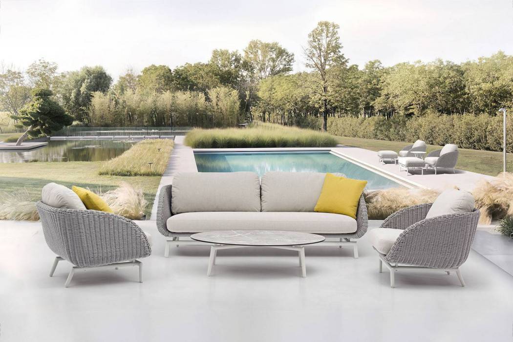 Sofa na Balkon i Zestaw Mebli Ogrodowych – Luksus i Komfort Każdego Ogrodu