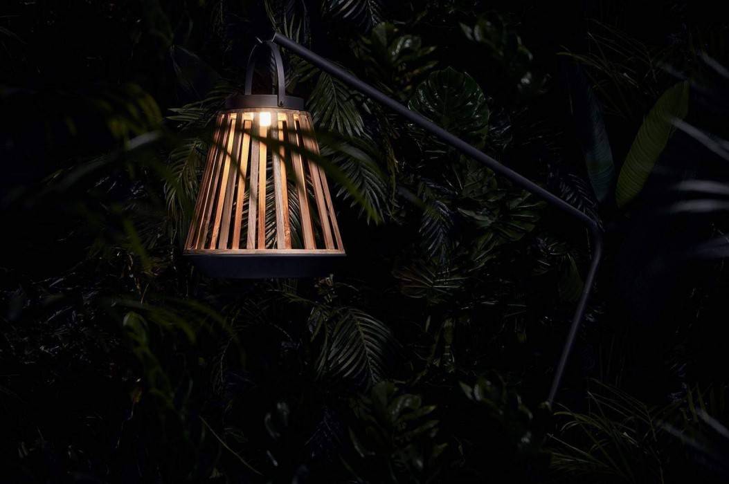 Lampa na taras – niezbędna część ogrodowej kompozycji 