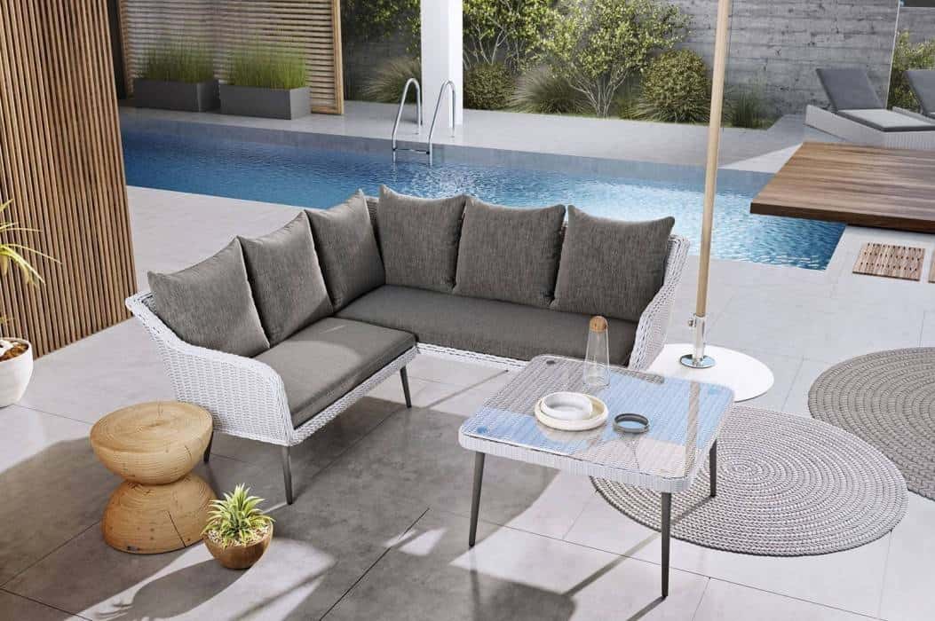 Sofa na taras – stwórz ogród z klasą!