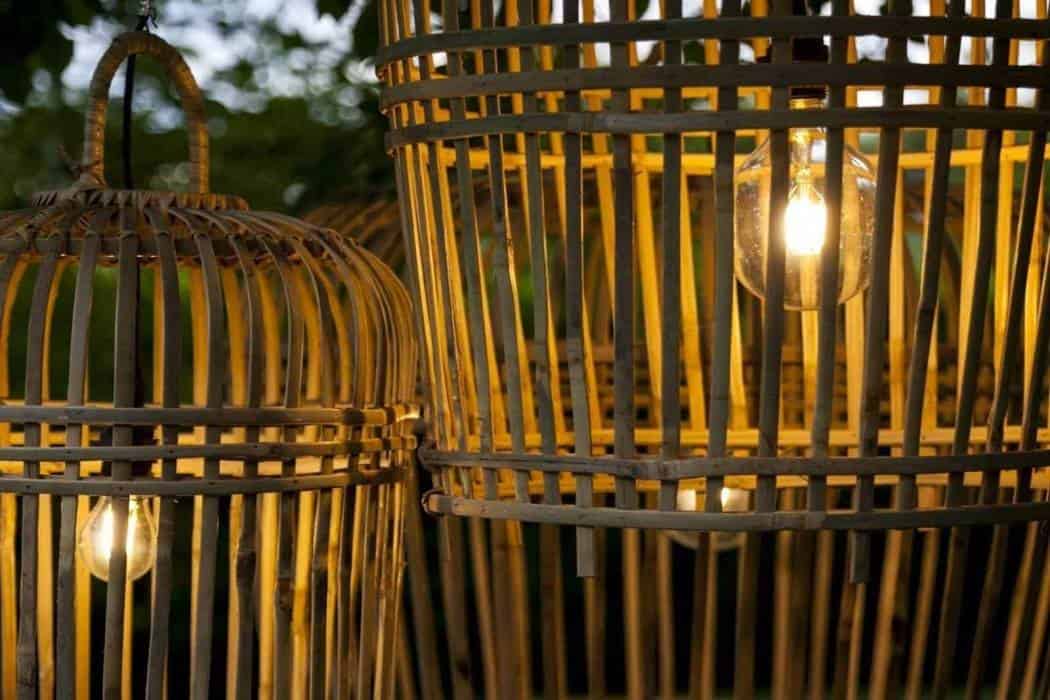 Lampa bambusowa – efektowny dodatek na Twój taras