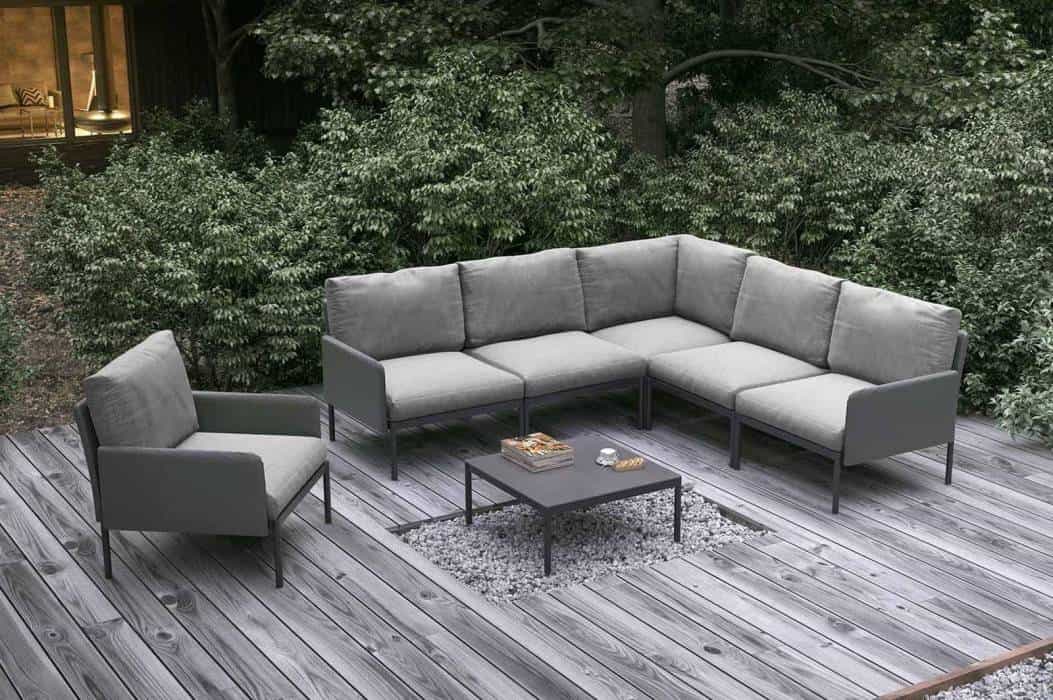 Narożnik ogrodowy z fotelami – luksusowe meble dla większego komfortu