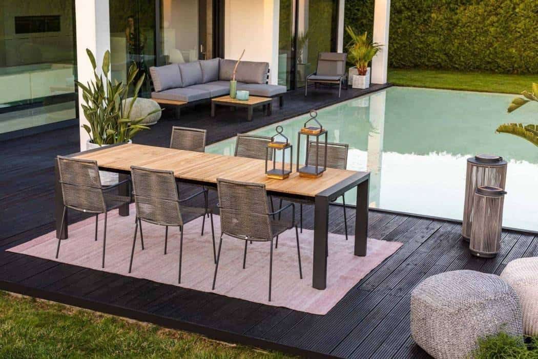 Dekoracje tarasu latem – stwórz wyjątkowy ogród w Twoim stylu!