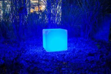 Lampa ogrodowa MAGIC LED CUBE RGB ip 65 40cm 519