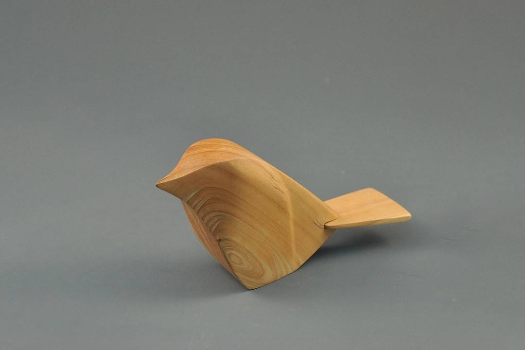 Figurka drewniana - Wróbelek II