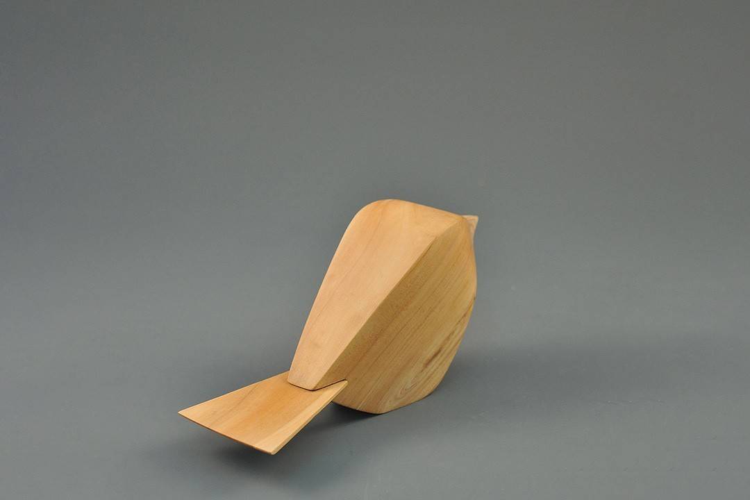 Figurka drewniana - Wróbelek IV